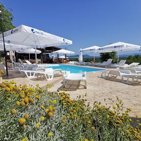 туристически комплекс магура Hotell 2*